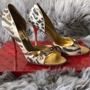 Guess By Marciano shoes